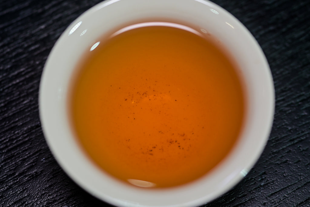 Lumemägi Vana puu Sheng Pu-erh | tume tee